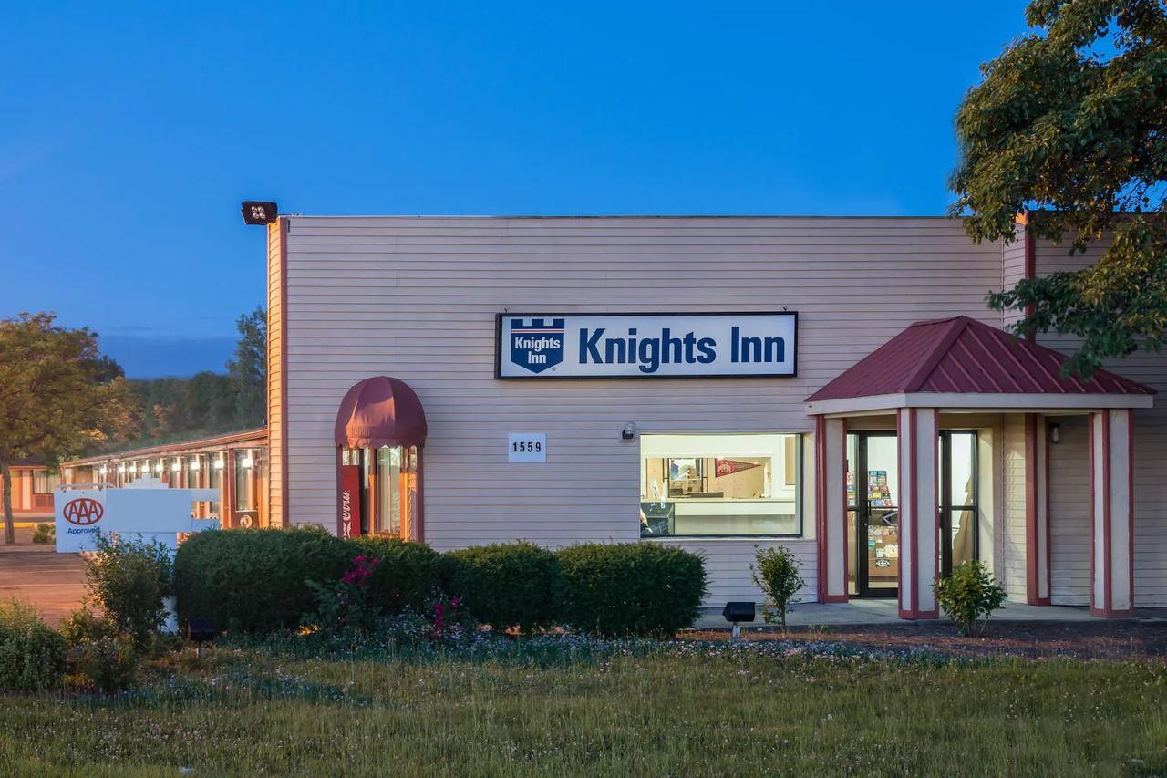 Knights Inn Columbus/Franklinton 外观 照片